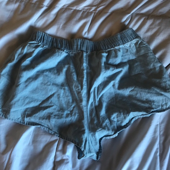 Forever 21 shorts - Picture 3 of 5